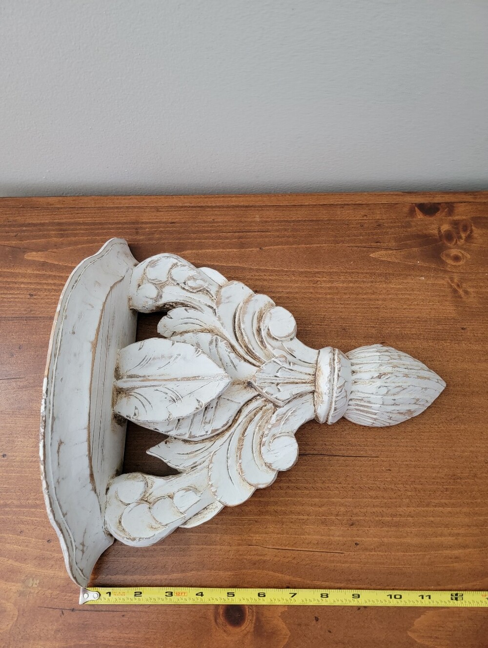 Vintage Carved Wood Distressed Chippy White Bracket Shelf Corbel Scrolling Leaf - Picture 11 of 13
